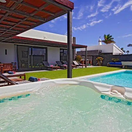 Villa Zanata With Air Conditioning And Hot Tub *