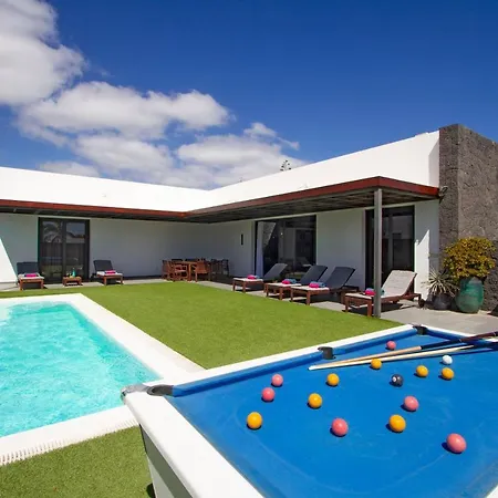 Zanata With Air Conditioning And Hot Tub Villa *