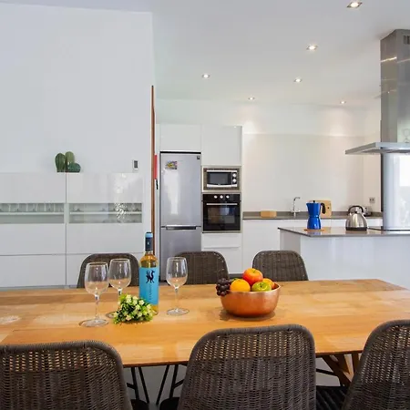 Zanata With Air Conditioning And Hot Tub