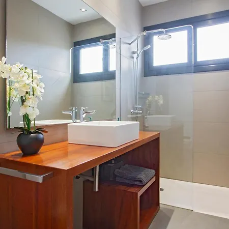 Zanata With Air Conditioning And Hot Tub *